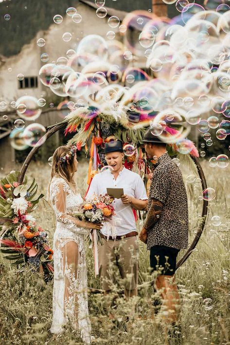 Festival Wedding Ideas, Rave Wedding, Wedding Fest, Austria Wedding, Music Festival Wedding, Festival Themed Party, Edgy Bridal, Festival Style Wedding, Coachella Party