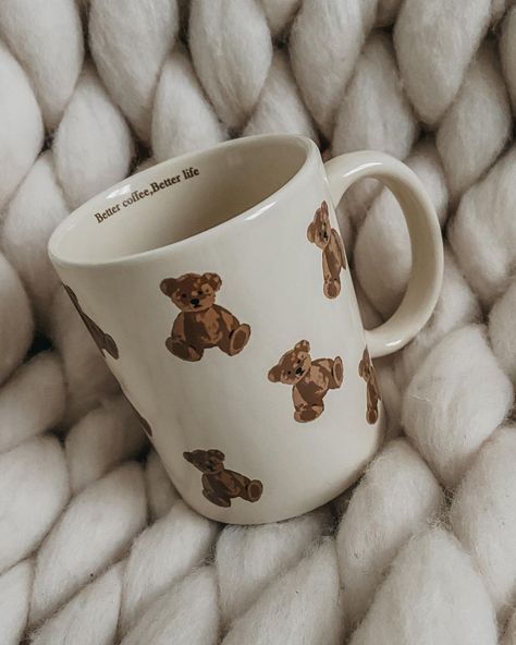 Bear mug Teddy Bear Mug, Owls Wallpaper, Hello Bear, Painting Pottery, Cute Owls Wallpaper, Bear Mug, Owl Wallpaper, Clay Diy Projects, Cozy Aesthetic