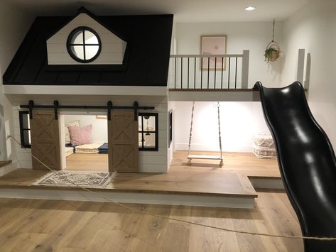 Indoor Playroom, Split Rock, Finished Basement Ideas, Kids Playroom Decor, Kids Bedroom Inspiration, Playroom Design, Casa Vintage, Basement Design Ideas, Kids Room Inspiration