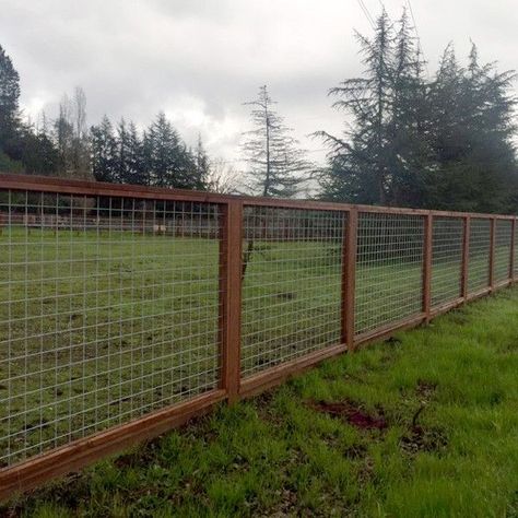 front yard metal fence ideas. If you seek a type of fences that match to your modern-day house living, this is an excellent solution. There is indeed nothing special when you see this type of fences. But the minimalism highlighted can just make the home outside look effortlessly elegant. Front Yard Fence Ideas #bohohomedecor {#bohemianbedroom #bohobedroom Rustic Fence Ideas, Metal Fence Ideas, Wild Hog Railing, Stair Fence, Hog Wire Fence, Corrugated Metal Fence, Fence Yard, Wild Hog, Yard Fence