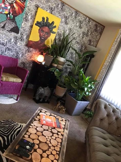 Neo Soul House Decor, African Boho Aesthetic, Afro Contemporary Living Room, Afrocentric Studio Apartment, African Inspired Office Design, Afrocentric Maximalism, Afrocentric Room Decor, Afrocentric Glam Decor, Afro Bohemian Glam Decor