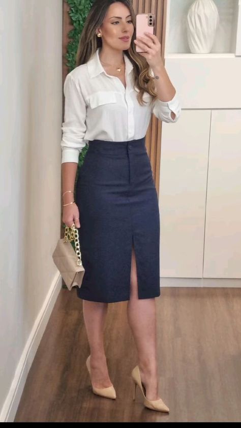 Lawyer Outfits Women, Lawyer Outfits, Thanksgiving Outfit Women, Thanksgiving Outfit Ideas, Lawyer Outfit, Professional Outfits Women, Populaire Outfits, Stylish Work Outfits, Professional Attire