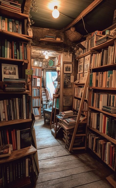 Book House Aesthetic, Antique Book Store Aesthetic, Magical Bookstore Aesthetic, Used Book Store Aesthetic, Moody Bookstore Aesthetic, Lots Of Books Aesthetic, Vintage Book Store Aesthetic, Old Book Store Aesthetic, Bloxburg Book Store