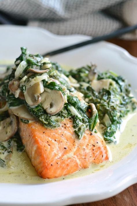 Salmon Florentine Recipe, Salmon Florentine, Easy Salmon Dinner, Mushrooms And Spinach, Spinach And Mushrooms, Recipes Salmon, Healthy Salmon Recipes, Healthy Salmon, Salmon Dinner