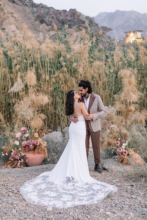 Looking for a unique destination wedding venue for your adventurous elopement? Lovely & Planned is a destination wedding planner for intimate weddings and elopements in Dubai, the United Arab Emirates. Click for more destination wedding planning tips and wedding inspiration! Romantic, boho-chic wedding ceremony inspiration. Photography: Effleurer Photo Bridal Boutique: Ginger + Poppy Tailor: Kachins Planning: Lovely & Planned #lovelyandplanned Amsterdam Wedding, Wedding Ceremony Inspiration, Adventurous Elopement, Unique Destination Wedding, Feminine Wedding, Dubai Wedding, Romantic Boho, Boho Chic Wedding, Ceremony Inspiration