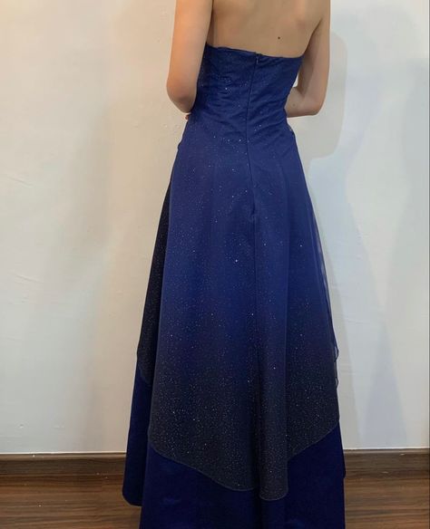 Prom Dresses Custom, Draw Clothes, Prom Dress Vintage, Anastasia Dress, Vintage Party Dress, Sparkly Prom Dress, Prom 2024, Vintage Party Dresses, Visually Pleasing