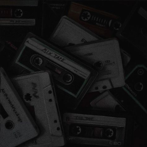 Athetics Pics Dark, Cigerattes Aesthetic Dark, Dark Aesthetic Pictures Icon, Aesthetic Widget Dark, Gray And Black Aesthetic, Aesthetic Images Dark, Simple Dark Aesthetic, Darkside Aesthetic, Music Dark Aesthetic