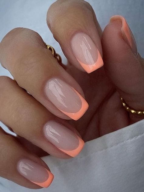 Coral Acrylic Nails, Uñas Color Coral, Coral Nails With Design, Coral Nail, Posh Nails, Orange Nail, Plain Nails, Coral Nails, Manicure Gel