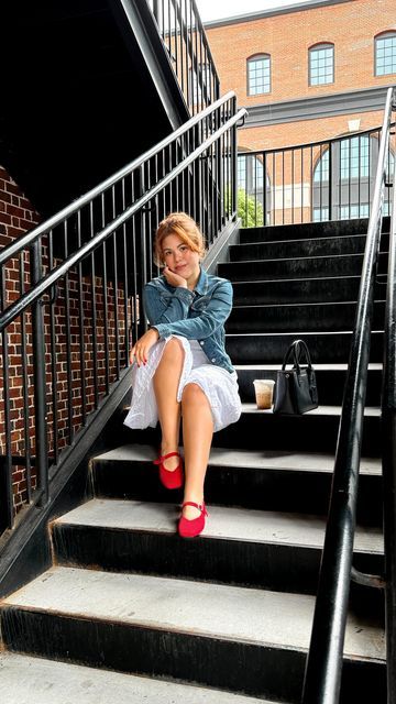 🍁Maria Dix on Instagram: "♥️✨Ootd’s are way more fun when you find the comfiest Mary Jane shoes 🍒 @vivaia_official 
:
:
:
#maryjaneshoes s #vivaiashoes #myootd #atlblogger #ecofriendly" Vivaia Mary Jane, Shoes Vivaia, Jane Shoes, Mary Jane Shoes, More Fun, Mary Janes, Eco Friendly, Ootd, On Instagram