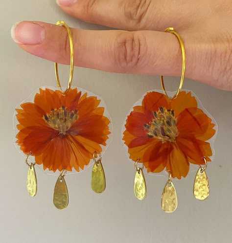 Dried Flower Jewelry, Free Spirit Style, Shine Bright Like A Diamond, Summer Earring, Floral Jewellery, Girly Jewelry, Dream Jewelry, Jewelry Inspo, Flower Jewellery