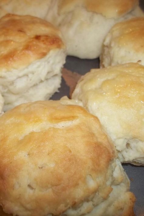 Buttermilk Biscuits - Food Processor Food Processor Biscuits, Food Processor Biscuit Recipe, Baking Powder Biscuits, Processor Recipes, Food Net, Biscuit Bread, Biscuit Rolls, Buttermilk Biscuits, Bread Rolls