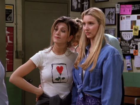 Phoebe And Rachel, Lisa Kudrow Friends, Angry Girl, Jenifer Aniston, Friends Cast, Friends Season, Friends Moments, Monica Geller, Friends Series