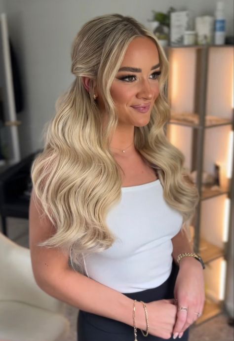 Bridal Shower Hairstyles Half Up, Half Up Half Down Wedding Hair With Front Pieces, Wedding Hair Half Pulled Back, Wedding Hair Inspo Medium Length, Wedding Hair For Blondes Brides, Bridal Waves Long Hair Middle Part, Half Up Half Down Bridal Shower Hair, Bridal Hair Inspo Down, V Neck Wedding Dress Hairstyles