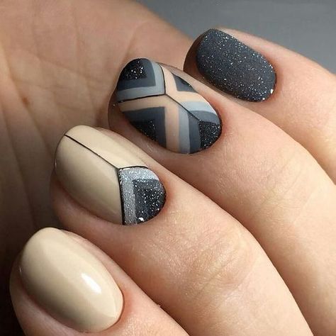 Manicure Geometric Nail Art Ideas Celestial Geometry, Geometric Nail Art, Nude Nail Designs, Geometric Nail, Her Nails, Gray Nails, Luxury Nails, Nude Nails, Nail Trends