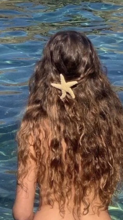 H20 Hairstyles, Aphrodite Cabin, Lights Lacquer, Mermaid Core, Hippie Hair, Mermaid Aesthetic, Florida Girl, Color Story, Fashion Styling