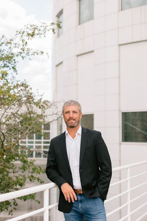 man wearing jeans and suit coat for headshots outdoors Headshots Outdoors, What To Wear For Headshots, Outdoor Headshots, Male Headshots, Business Portrait, Suit Coat, Music Promotion, Outdoor Men, Male Portrait