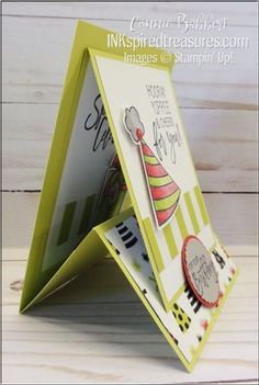 Easel Card Instructions, Unique Folds For Cards, Easel Fold Cards, Su Easel Cards, Unique Folding Cards, Card Shapes Ideas, Folded Cards Tutorial, Unique Fold Cards, Fun Fold Cards Tutorials Cardmaking