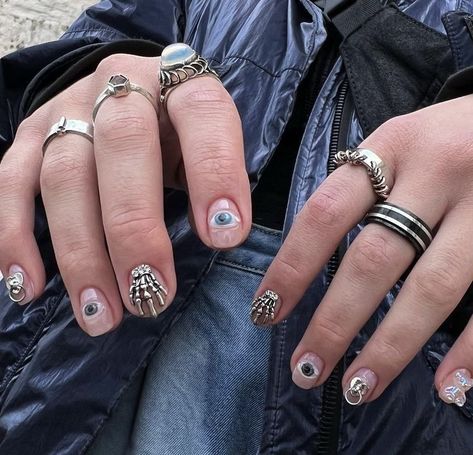 Nails For Men, Men Manicure, Nails Pictures, Nail Cute, Mens Nails, Manicure Nail Designs, Hippie Nails, Punk Nails, Pedicure Manicure