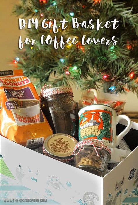 Looking for a thoughtful, yet easy gift idea for a coffee lover in your life? Make a coffee themed DIY gift basket that everyone will love! This is a great option for friends, family, and teachers! #sp #DunkinToTheRescue | DIY Food Recipes | Food Gift Ideas | Food Gifts For Christmas | Coffee Lover Gifts Basket, Coffee Basket, Unique Gift Baskets, Coffee Gift Basket, Diy Food Gifts, Christmas Food Gifts, Diy Gift Baskets, Basket Gift, Diy Valentines Crafts