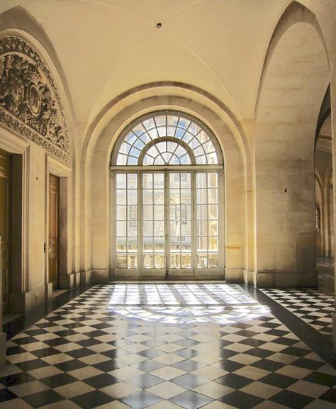 Versailles Architecture, France Palace, Hallway Window, Checkerboard Floors, Interior Hallway, Old Money House, Glamour Decor, Versailles France, Palace Interior