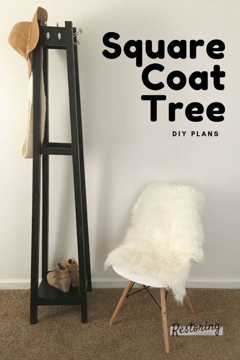 A DIY square coat tree to help get those coats, hats, and bags hung up! It’s sturdy, it’s cute, and it’s a killer deal to make it yourself. Coat Tree Diy, Coat Stand Ideas, Diy Coat Rack Stand, Coat Trees, Woodcraft Projects, Diy Furniture Building, Diy Coat Rack, Diy Coat, Coat Tree