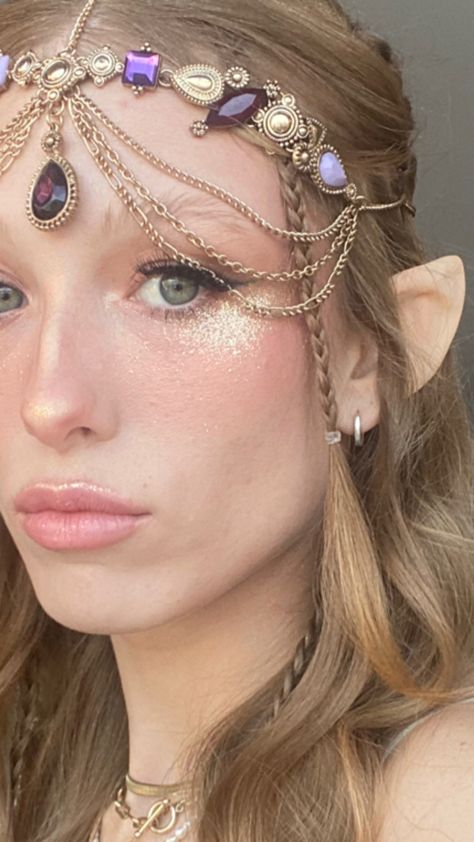 Fairy makeup elf makeup costume fairy aesthetic ehthereal makeup Fairy Costume Jewelry, Wood Fairy Makeup, Elf Costume Aesthetic, Fairy Cosplay Makeup, Elf Aesthetic Makeup, Fairy Elf Makeup, Fae Photoshoot, Elf Makeup Looks, Elven Makeup