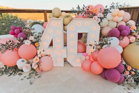 40th Birthday Party Themes, 40th Birthday For Women, 40th Birthday Balloons, 40th Bday Ideas, Bohemian Birthday, 40th Birthday Party Decorations, 40th Birthday Party, 40th Birthday Decorations, Woman Birthday Party