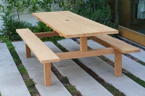 Build A Picnic Table, Diy Picnic Table, Picnic Table Plans, Wooden Picnic Tables, End Tables Diy, Wooden Garden Benches, Donald Judd, Funky Painted Furniture Diy, Homemade Tables