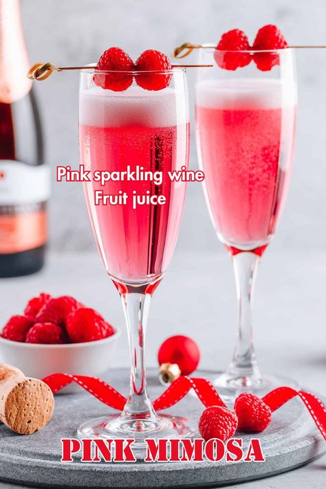 A bubbly Pink Mimosa in a champagne flute, garnished with fresh berries. Valentines Mimosa, Pink Mimosa Recipe, Pink Mimosas, Mimosas Aesthetic, Mimosa Strawberry, Strawberry Mimosa Recipe, Strawberry Mimosas, Hibiscus Cocktail, Strawberry Mimosa