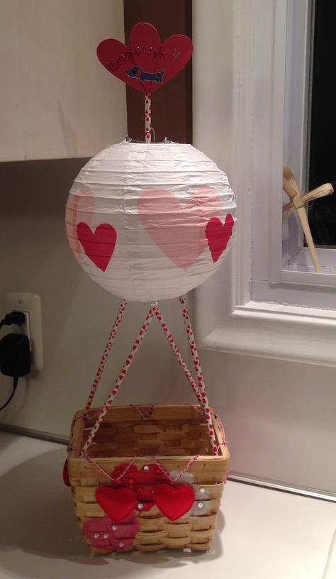 Hot air balloon valentines box Will You Be My Valentine Ideas Diy, Hot Air Balloon Valentines Boxes, Valentines Mailbox Ideas, Valentines Day Boxes For School For Girl, Will You Be My Valentine Ideas, Valentines Boxes For Kids School, Hot Air Balloon Valentine, Valentines Day Box Ideas, Valentine Card Handmade