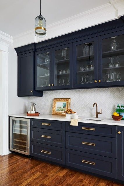 Wet Bar Ideas, Navy Blue Kitchen Cabinets, Kitchen Cabinet Inspiration, Home Wet Bar, Home Bar Rooms, Modern Home Bar, Pantry Remodel, Home Bar Design, Blue Kitchen Cabinets