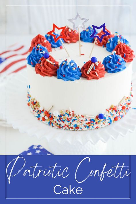 Three layers of confetti cake baked with festive sprinkles inside, filled with strawberry filling and covered with fluffy and sweet frosting, garnished with bespoke sprinkles and shining stars! #layercakes #patrioticcakes #July4thcakes #strawberryfilling #thecakechica #confetticake #funfetticake 4th Of July Sheet Cake Decorating, Fourth Of July Cake Decorating Ideas, Red White And Two Birthday Cake, Fourth Of July Cakes Ideas, 4th Of July Cake Decorating, Red And Blue Cake, 4th Of July Cake Ideas, 4th July Cake, 4th Of July Cakes