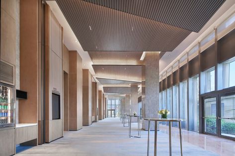 Hotel Photos | Fuzhou Marriott Hotel Riverside Photo Gallery Office Building Lobby, Purple Dining Room, Column Cladding, Building Lobby, Hotel Corridor, Public Hotel, Hotel Ballroom, Hotel Photos, Marriott Bonvoy