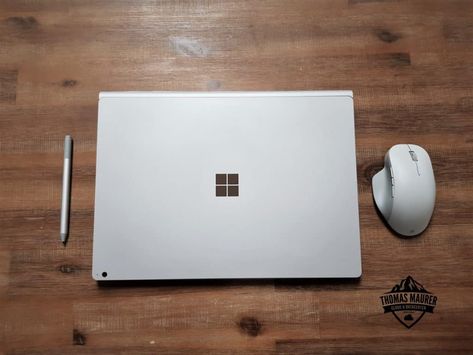 I just got my new Microsoft Surface Book 2. Read my first impression about the Surface Book 2 and check out my short review. Microsoft Tablet, Microsoft Surface Book, Laptop Design, Surface Book, Latest Laptop, Microsoft Surface Laptop, Anodized Titanium, Work Essentials, Surface Laptop