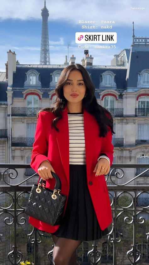 Red And Black Business Outfit, Outfit Saco Rojo, Red Blazer Outfits For Women, Outfit Blazer Rojo, Red Blazer Outfit Casual, Red Blazer Outfit, Red Top Outfit, Indian Bride Outfits, Casual Outfit Inspiration