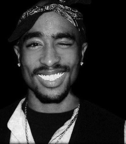 TuPac / That Smile! Tupac Photos, Desain Merek, Tupac Wallpaper, Tupac Pictures, 2 Pac, Tupac Shakur, Best Rapper, Thug Life, Tupac