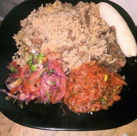 Swahili Pilau recipe Beef Pilau Recipe, Pilau Recipe, Beef Biryani, Biryani Rice, Ethnic Diversity, African Recipes, Rice Grain, Mombasa, Chilli Sauce