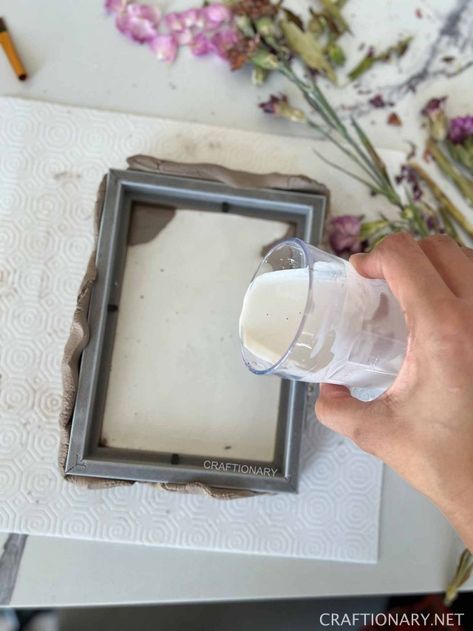 How to Make Bas-Relief Sculpture Dried Flowers Casting Art - Craftionary Botanical Bas Relief Tutorial, Plaster Casting Art, Botanical Casting, Art Drying Rack, Dried Flowers Art, Bas Relief Art, Plaster Relief, Diy Plaster, Modelling Clay