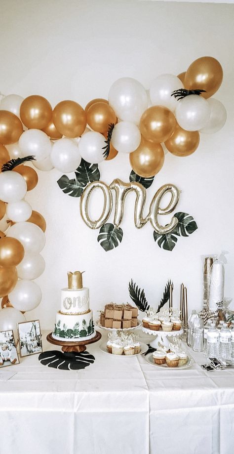 1st Birthday Cake Table Ideas, White And Gold First Birthday, Palm Leaves Cake, Baby Boy Birthday Decoration, Leaves Cake, Half Birthday Cakes, Prince Cake, First Birthday Cupcakes, Cake Table Birthday