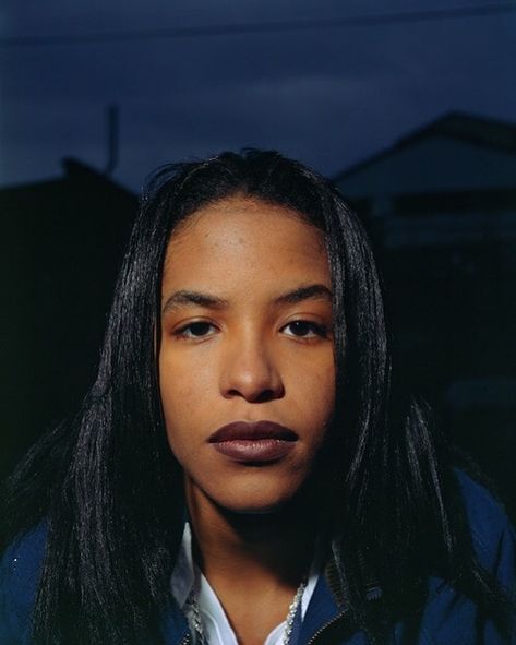 BLK MKT Vintage on Instagram: “Portrait of Aaliyah Dana Haughton photographed by Dana Lixenberg, 1995.” Aaliyah 1995, Aaliyah Dana Haughton, Aaliyah And Tupac, Rip Aaliyah, Aaliyah Hair, Vibe Magazine, Aaliyah Pictures, Jenny Holzer, Aaliyah Style