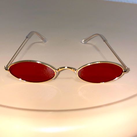 Red Lense Sunglasses, Vampire Sunglasses, Little Sunglasses, Glasses Frames Trendy, Vampire Masquerade, Small Sunglasses, Mushroom Jewelry, Small Glasses, Unique Sunglasses