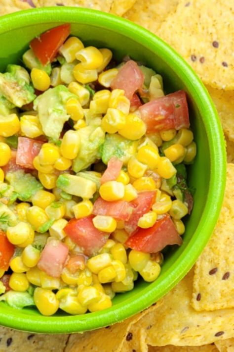 Avocado-Corn Salsa Cabin Dinners, Corn Appetizers, Avocado Corn Salsa, Fiesta Food, Food Sides, 2 Guys, Ring Mold, Pasta Salad Dressing, Summer Sides