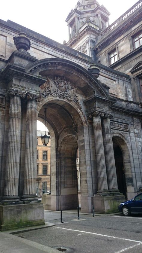 Glasgow City Chambers - the Johm Street Arches Glasgow City Chambers, Glasgow Buildings, Hanoverian Kings, Glasgow Architecture, Beautiful Scotland, Travel Scotland, Edinburgh Wedding, Bonnie Scotland, Glasgow City