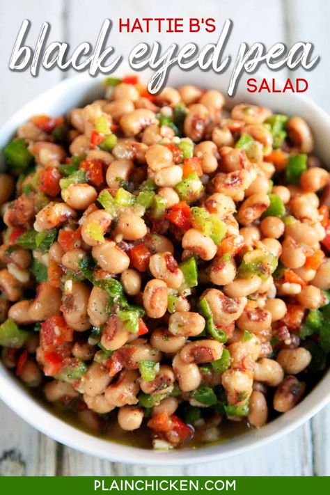 Black Eyed Pea Salad - recipe adapted from the famous Hattie B's Hot Chicken restaurant in Nashville, TN. Red bell pepper, green bell pepper, scallions, garlic, olive oil, vinegar, parsley, and black eye peas - GREAT side dish or a dip. Make ahead of time and refrigerate - will last for several days. #hotchicken #salad #dip #blackeyedpeas Plain Chicken Recipe, Main Dish Salad Recipes, Black Eyed Pea Salad, Pea Salad Recipes, Black Eyed Pea, Plain Chicken, Pea Salad, Pea Recipes, Main Dish Salads