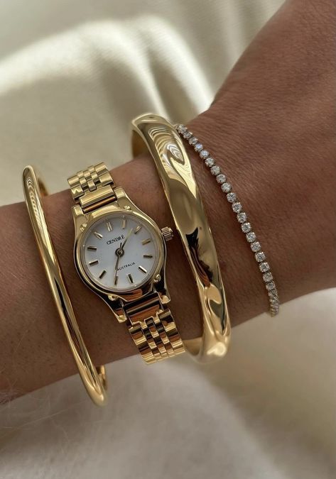 Bracelets Stack Aesthetic, Wrist Stack Jewelry, Gold Watch Bracelet Stack, Gold Jewelry Stack Wrist, Gold Bracelet Watch, Gold Watch Stack, Gold Aesthetic Luxury, Gold Jewellery Stack, Gold Bracelet Aesthetic Vintage