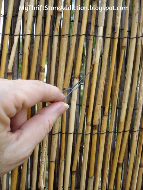 My Thrift Store Addiction : DIY Reed Fence Upgrade #DIY #HowToAddReedFence Reed Fence Ideas, Reed Fencing Ideas, Fence Upgrade, Reed Fence, Bamboo Fences, Bamboo Privacy Fence, Reed Fencing, Bamboo Fencing, Diy Privacy Fence