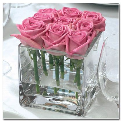 Mossy Oak Wedding, Rose Centerpiece, Pink Mossy Oak, Pink Wedding Decorations, Rose Centerpieces, Simple Centerpieces, Flower Arrangements Simple, Modern Flower Arrangements, Water Beads