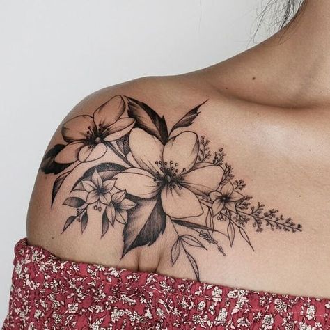 In 2018 Summer will stamp 30 Minimalist Tattoo Example    #Uncategorized Woman Tattoos, Girls With Sleeve Tattoos, Tattoo Board, Tattoos For Women Half Sleeve, Tattoos Geometric, Shoulder Tattoos For Women, Roses Drawing, Feather Tattoos, Tattoo Sleeve Designs