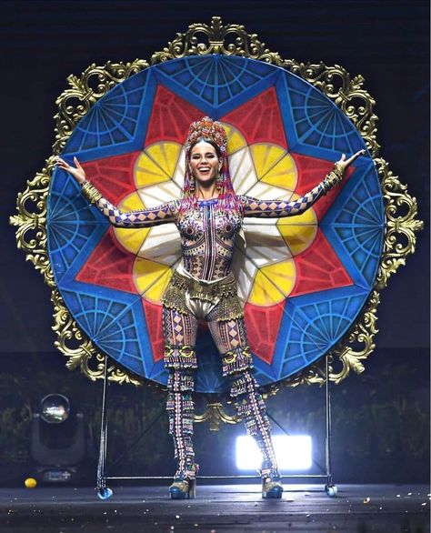 Catriona Grey, Catriona Gray Miss Universe, Miss Universe 2018, Philippine Culture, Miss Universe National Costume, Catriona Gray, Miss Universe Philippines, Philippines Culture, Blur Background Photography