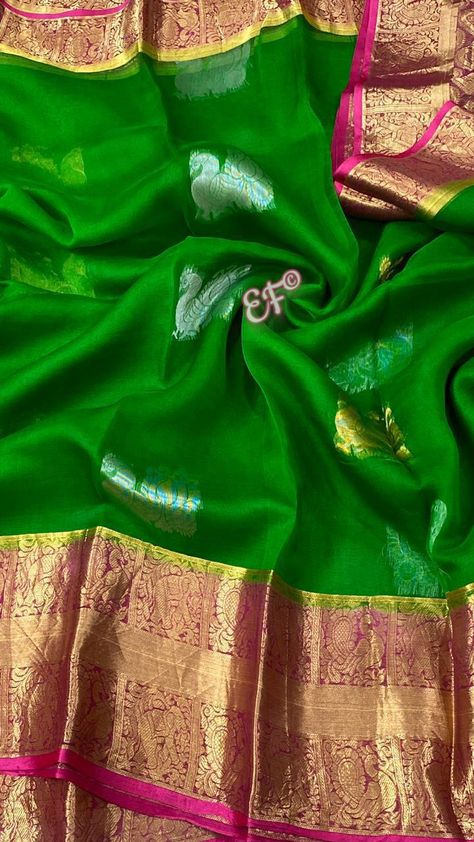 Kanchi Organza Sarees, Saree With Price, Green Blouse Designs, Gadwal Sarees, Model Blouse, Kora Silk Sarees, Bridal Sarees South Indian, Indian Outfits Lehenga, Silk Sarees With Price